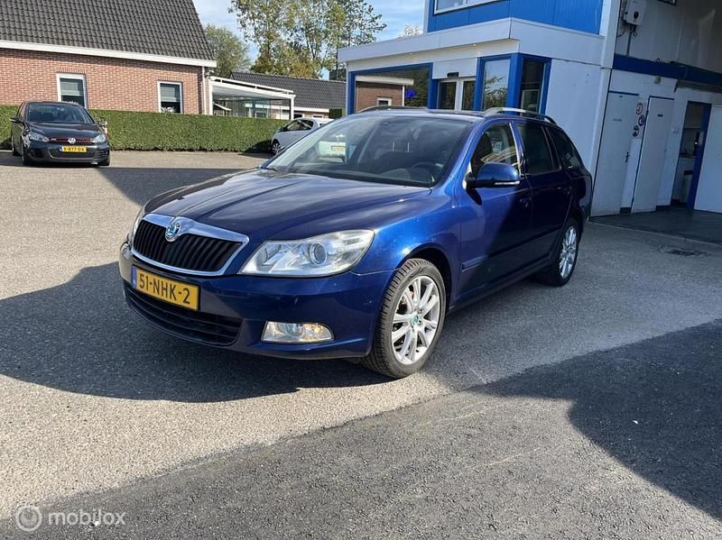 Stationwagon Gebruikt 2010 Skoda Octavia Business Line Stationwagen | € 3.250 (Eerlijke prijs) - Afbeelding 1/4