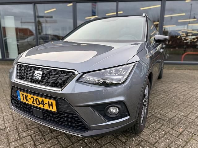 Grijs Occasion 2018 Seat Arona XCELLENCE SUV | € 13.950 (Eerlijke prijs) - Afbeelding 1/4