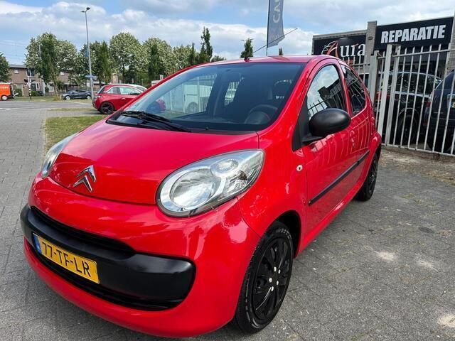 Rood Gebruikt 2006 Citroën C1 Hatchback | € 2.450 (Eerlijke prijs) - Afbeelding 1/4