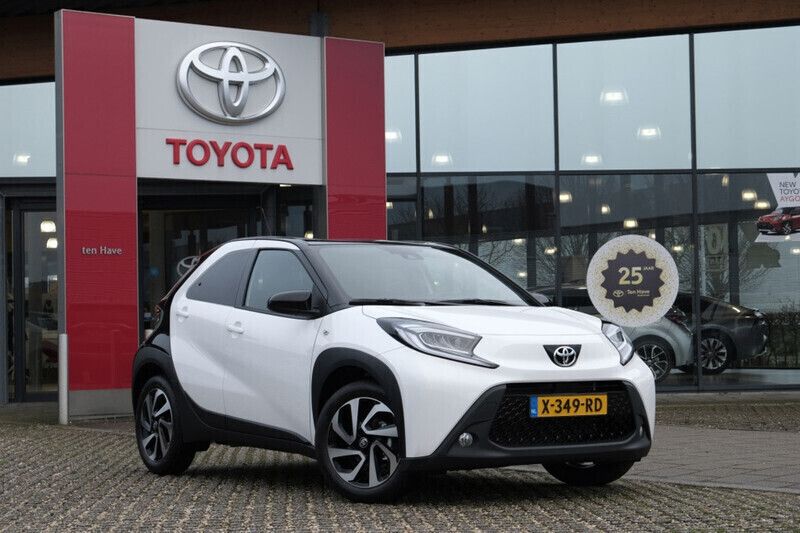 Gebruikt 2024 Toyota Aygo Pulse Hatchback | € 19.499 (Eerlijke prijs) - Afbeelding 1/1