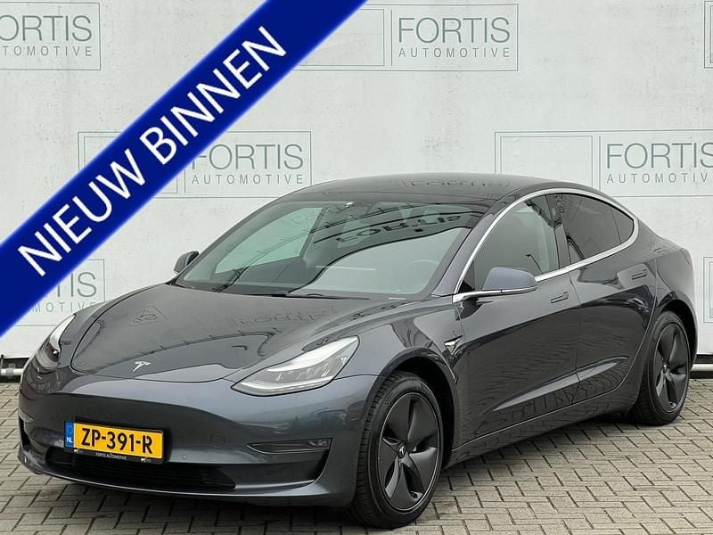 Grijs Occasion 2019 Tesla Model 3 Long Range AWD Sedan | € 20.900 (Eerlijke prijs) - Afbeelding 1/4