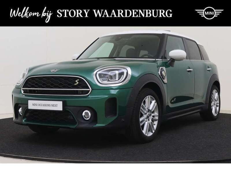 Groen, metallic lak Gebruikt 2022 Mini Cooper S Countryman Classic SUV | € 34.950 - Afbeelding 1/4