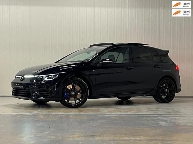 Zwart Gebruikt 2021 VW Golf VIII R Hatchback | € 39.900 (Goede deal) - Afbeelding 1/4