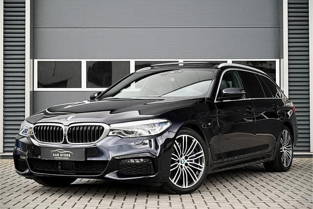 Zwart Gebruikt 2019 BMW 540 M Sport Stationwagen | € 39.950 (Super prijs) - Afbeelding 1/4