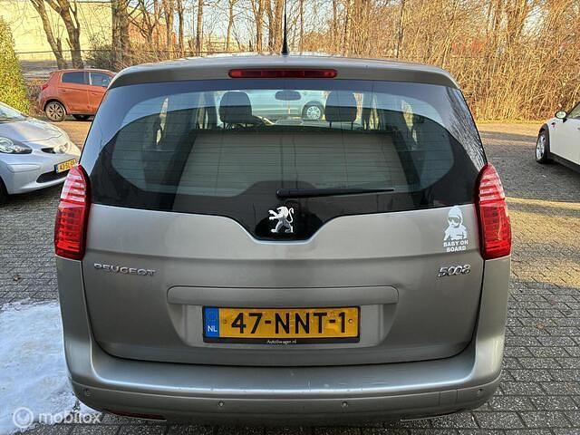 Occasion Peugeot 5008 156 PK (114 kW) 2010 Grijs MPV