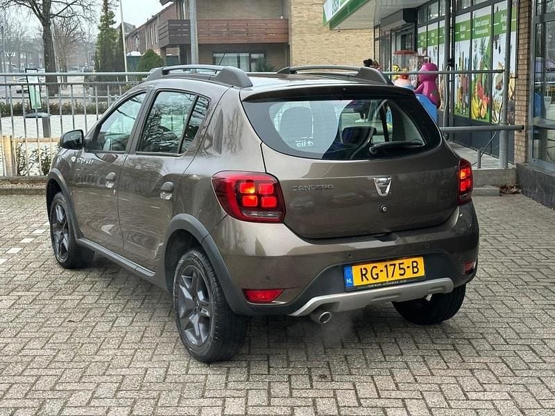 Occasion Dacia Sandero Stepway Ambiance 90 PK (66 kW) 2017 Bruin Hatchback
