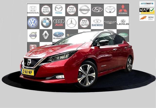 Rood, metallic lak Gebruikt 2020 Nissan Leaf Tekna Hatchback | € 14.400 (Eerlijke prijs) - Afbeelding 1/4