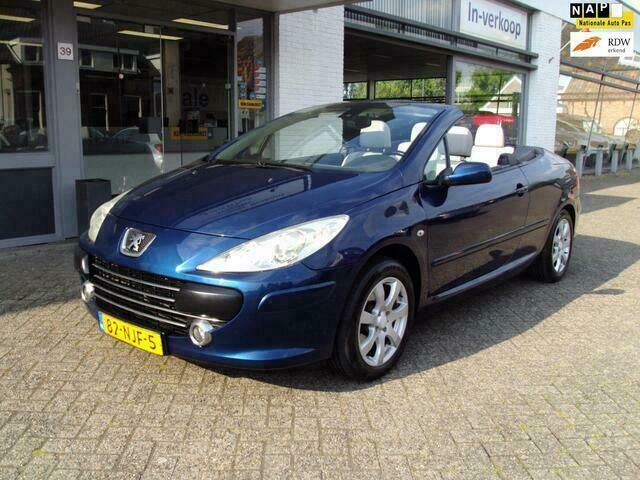 Blauw Occasion 2006 Peugeot 307 CC Cabriolet | € 2.950 (Duur) - Afbeelding 1/4