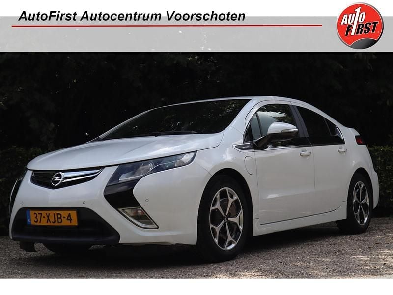 Wit Gebruikt 2012 Opel Ampera Hatchback | € 7.900 (Eerlijke prijs) - Afbeelding 1/4