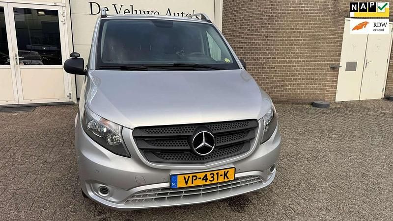 Grijs Gebruikt 2015 Mercedes Vito Van | € 11.900 (Eerlijke prijs) - Afbeelding 1/4
