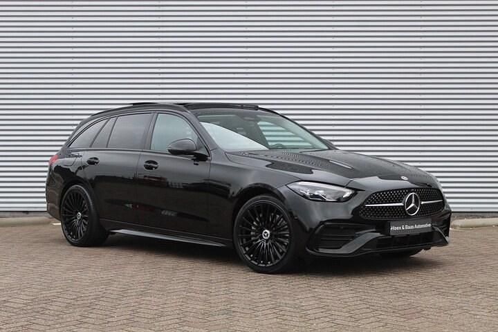 Occasion Mercedes C300 AMG line 2022 Zwart Stationwagen
