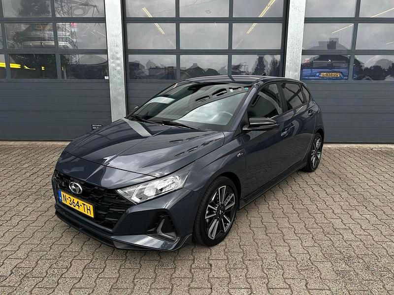 Grijs Gebruikt 2022 Hyundai i20 N Line Hatchback | € 20.830 (Duur) - Afbeelding 1/4