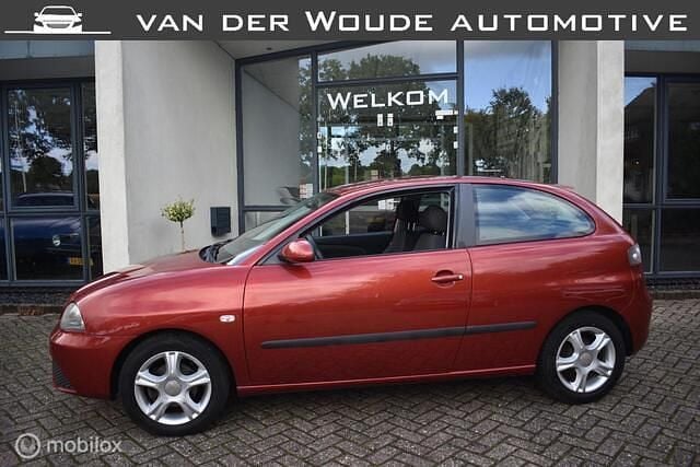 Rood Gebruikt 2008 Seat Ibiza Hatchback | € 1.999 (Goede deal) - Afbeelding 1/4