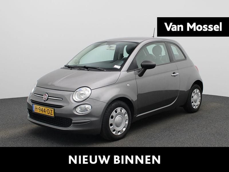Grijs Gebruikt 2020 Fiat 500 Young Hatchback | € 10.400 (Eerlijke prijs) - Afbeelding 1/4