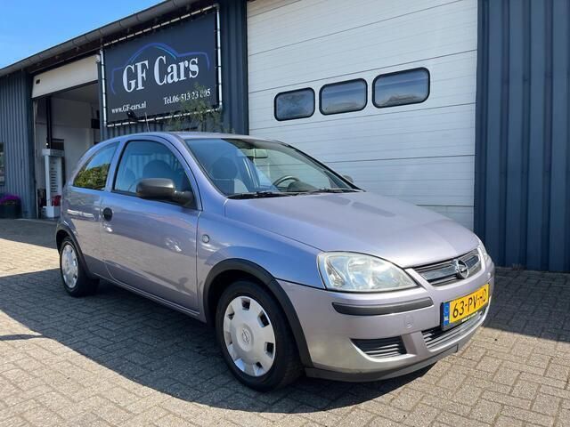 Paars Gebruikt 2004 Opel Corsa Hatchback | € 1.450 (Eerlijke prijs) - Afbeelding 1/4