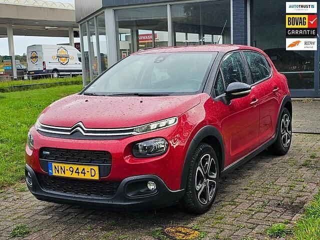 Rood (metallic) Gebruikt 2017 Citroën C3 Feel Hatchback | € 6.950 (Goede deal) - Afbeelding 1/4
