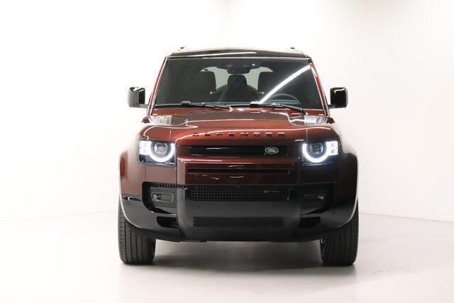 Occasion Land Rover Defender SE Dynamic 249 PK (183 kW) 2023 Rood SUV