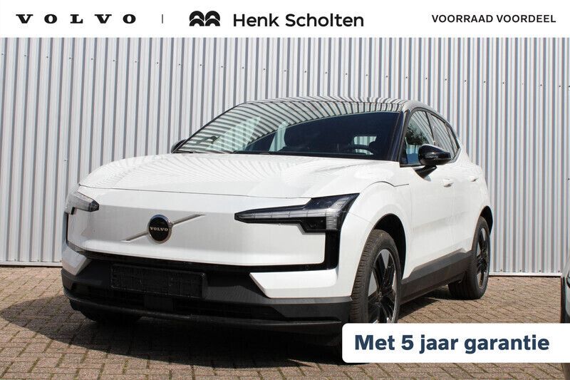 Wit Nieuw 2024 Volvo EX30 Plus SUV | € 35.450 - Afbeelding 1/4