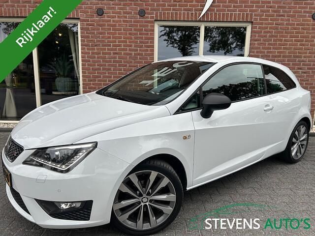 Wit Gebruikt 2016 Seat Ibiza FR Hatchback | € 7.899 (Eerlijke prijs) - Afbeelding 1/4