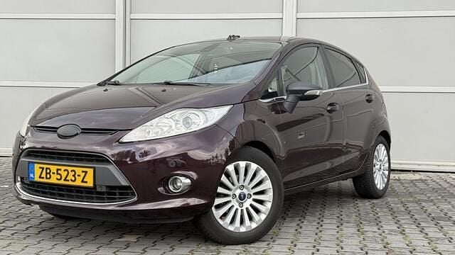 Paars Gebruikt 2009 Ford Fiesta Titanium Hatchback | € 1.699 (Super prijs) - Afbeelding 1/4
