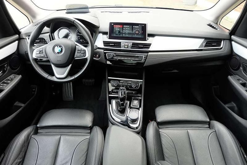 Occasion BMW 218 Active Tourer Executive 140 PK (102 kW) 2019 Blauw MPV