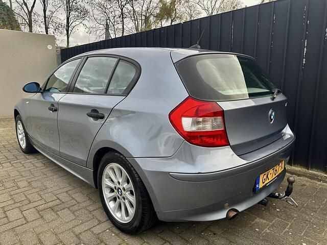 Occasion BMW 118 129 PK (94 kW) 2005 Grijs Hatchback