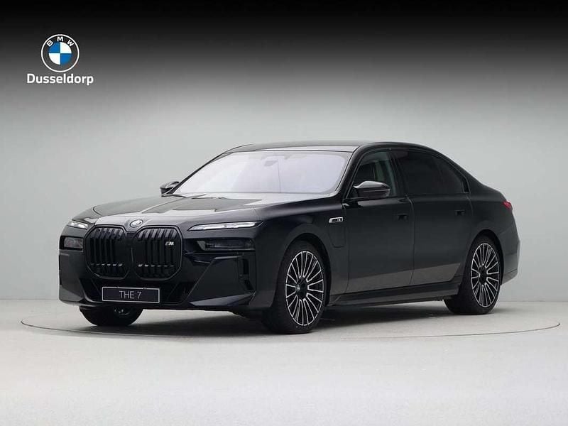 Zwart Nieuw 2025 BMW M760e Comfort Edition Sedan | € 182.593 - Afbeelding 1/4