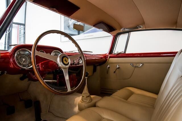 Occasion Ferrari 250 1956 Rood