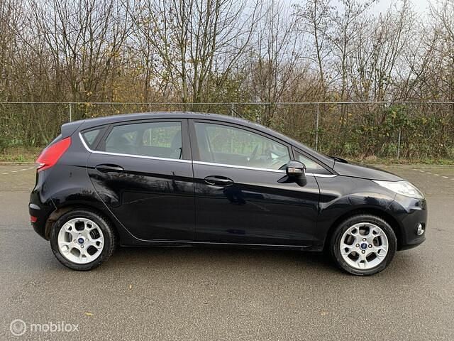 Occasion Ford Fiesta Titanium 82 PK (60 kW) 2012 Zwart Hatchback