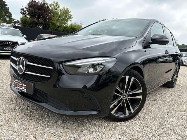 Zwart Gebruikt 2019 Mercedes B180 Business MPV | € 18.990 (Goede deal) - Afbeelding 1/4