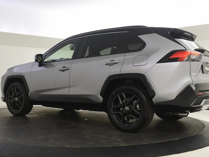 Occasion Toyota RAV4 Hybrid Sport 222 PK (163 kW) 2024 Zilver SUV