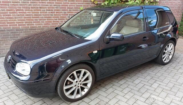 Blauw Gebruikt 2002 VW Golf IV Highline Hatchback | € 3.899 (Duur) - Afbeelding 1/4