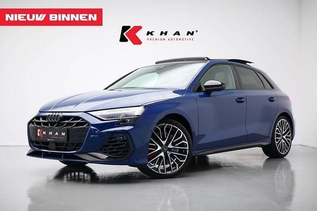 Blauw Gebruikt 2024 Audi S3 Design Hatchback | € 69.450 (Eerlijke prijs) - Afbeelding 1/4