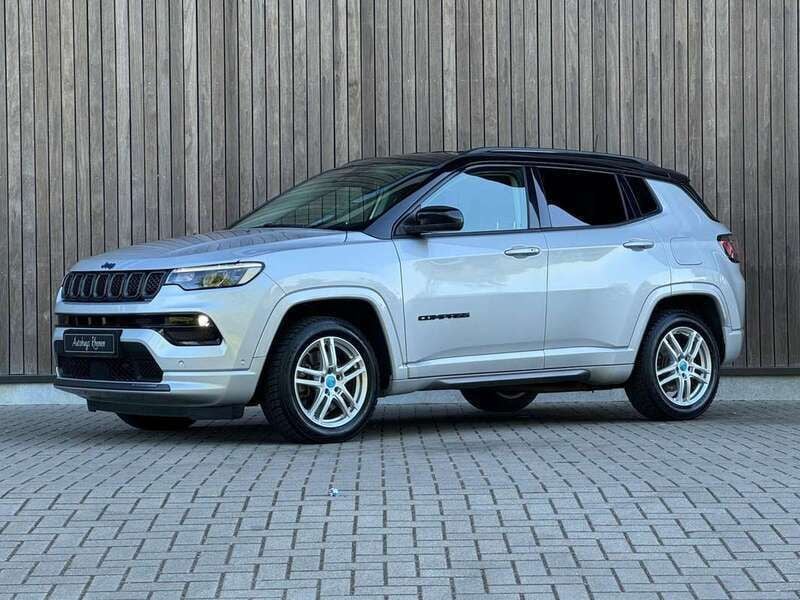 Grijs, metallic lak Gebruikt 2022 Jeep Compass SUV | € 23.900 (Eerlijke prijs) - Afbeelding 1/4