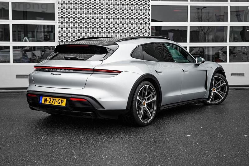 Occasion Porsche Taycan 319 kW (435 PK) 2021 Grijs SUV