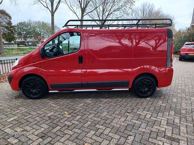 Overige Gebruikt 2012 Opel Vivaro Van | € 4.950 (Eerlijke prijs) - Afbeelding 1/4