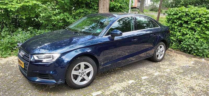 Blauw Gebruikt 2018 Audi A3 Sedan | € 15.450 (Super prijs) - Afbeelding 1/4