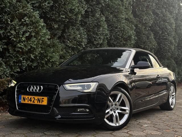 Zwart Occasion 2014 Audi A5 Cabriolet S-Line Cabriolet | € 16.000 (Eerlijke prijs) - Afbeelding 1/4