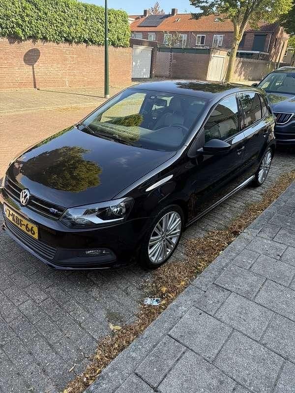 Gebruikt 2012 VW Polo BlueGT Sedan | € 6.250 (Eerlijke prijs) - Afbeelding 1/4