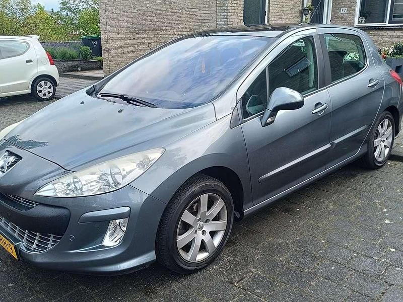 Grijs Gebruikt 2009 Peugeot 308 Hatchback | € 1.650 (Eerlijke prijs) - Afbeelding 1/4