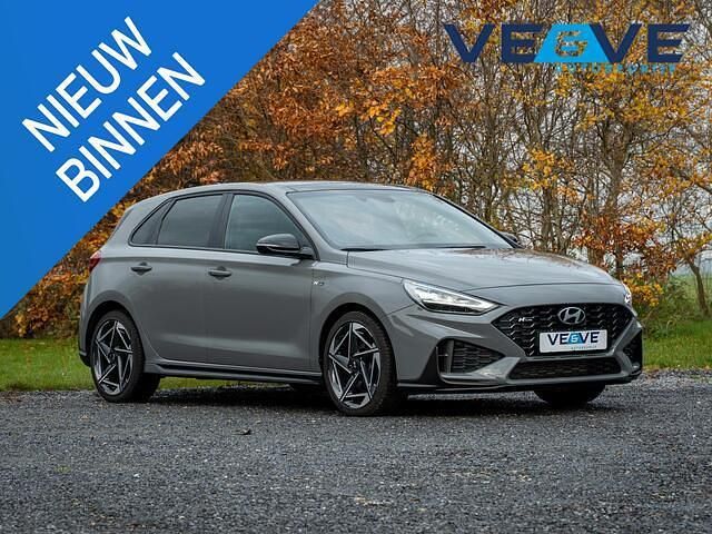 Grijs Occasion 2024 Hyundai i30 N Line Hatchback | € 29.500 (Iets duurder) - Afbeelding 1/4
