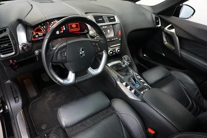 Occasion DS Automobiles DS5 Business 150 PK (110 kW) 2015 Zwart Hatchback