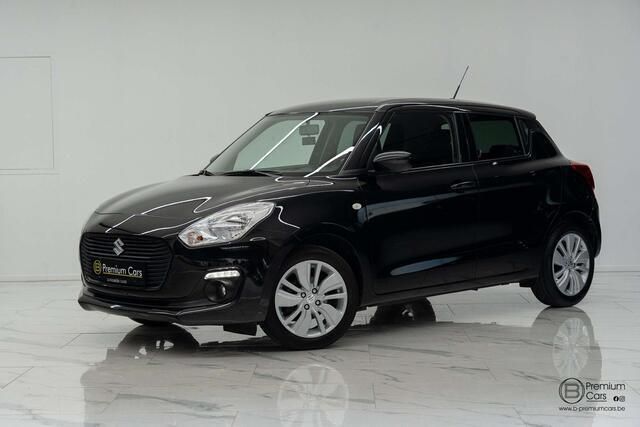 Zwart Gebruikt 2020 Suzuki Swift Sedan | € 12.900 (Eerlijke prijs) - Afbeelding 1/4