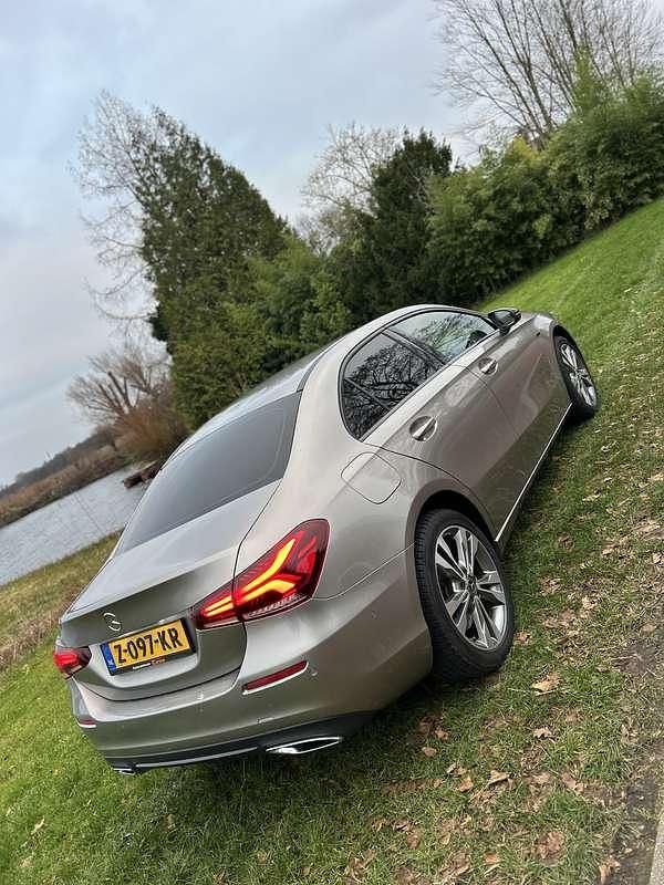 Gebruikt 2020 Mercedes A250 Premium Plus Sedan | € 24.995 (Eerlijke prijs) - Afbeelding 1/4