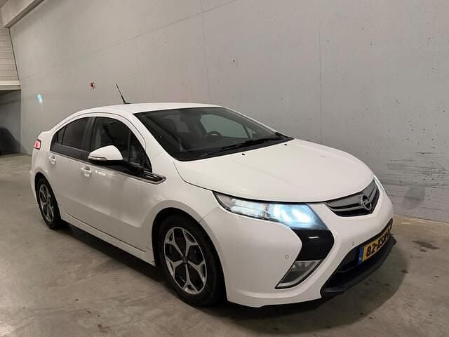 Occasion Opel Ampera 86 PK (63 kW) 2012 Wit Hatchback