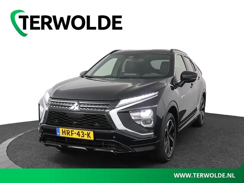 Zwart Gebruikt 2023 Mitsubishi Eclipse Cross Intense+ SUV | € 25.840 (Eerlijke prijs) - Afbeelding 1/4