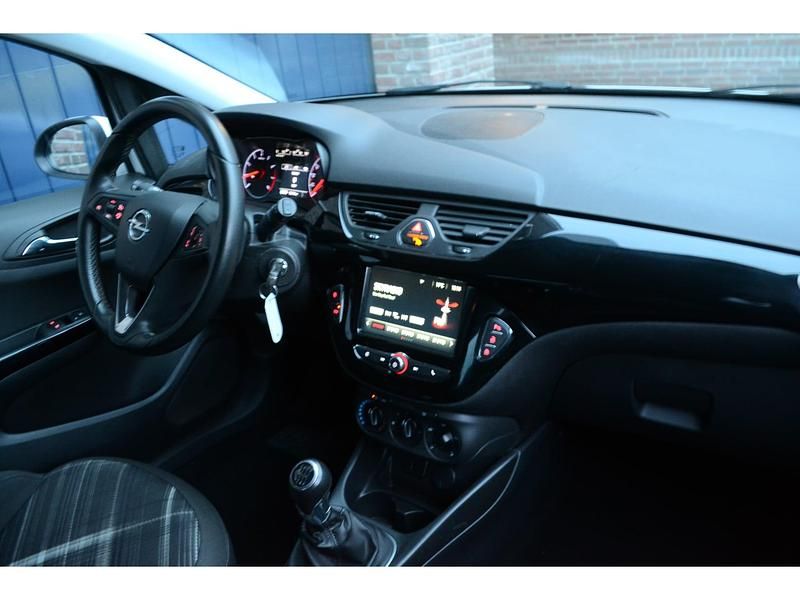 Occasion Opel Corsa Color Edition 90 PK (66 kW) 2017 Wit Hatchback