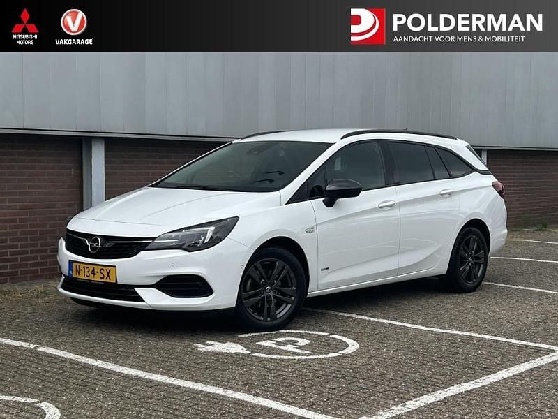 Wit Gebruikt 2021 Opel Astra Design & Tech Stationwagen | € 16.749 (Eerlijke prijs) - Afbeelding 1/4