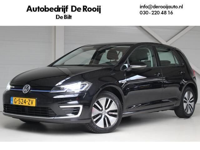 Zwart, metallic lak Gebruikt 2019 VW e-Golf Hatchback | € 13.500 (Eerlijke prijs) - Afbeelding 1/4