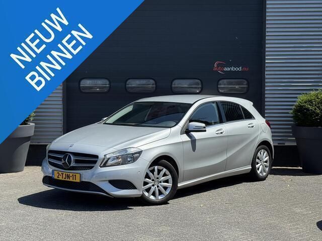 Grijs Gebruikt 2013 Mercedes A180 Ambition Hatchback | € 8.940 (Super prijs) - Afbeelding 1/4